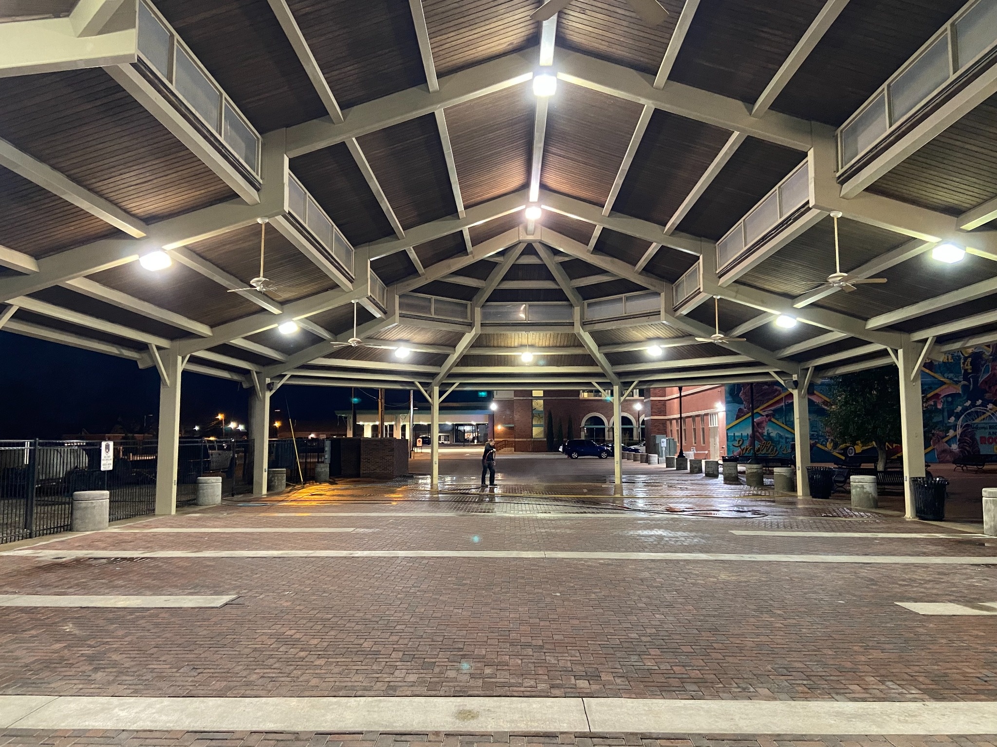 Covered commercial plaza structure cleaned and maintained